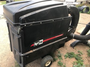 lot 3 image: Agri-fab tow behind lawn vacuum
