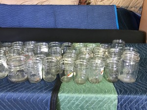 lot 318 image: Jelly canning jars