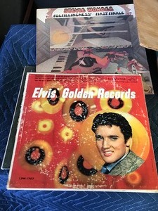lot 330 image: 2 boxes of LPs