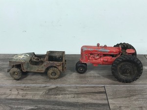 lot 339 image: Vintage toy Military jeep and farm tractor