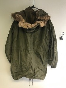 lot 364 image: Military parka
