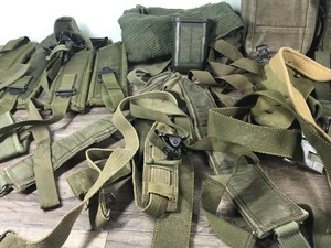 lot 376 image: Lot of Military items