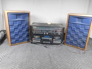 lot 171 image: Sound design stereo with speakers