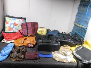lot 184 image: Box of purses, sandals and more