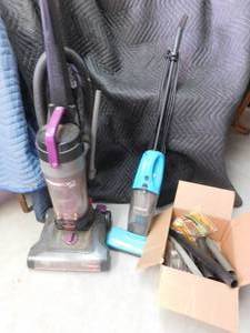 lot 190 image: 2 Vacuums and accessories
