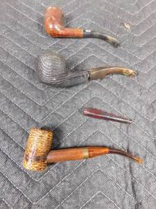 lot 219 image: Squire Briar pipe, wood pipe, corn cob pipe