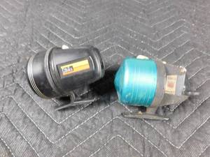 lot 423 image: 2 Vintage reels