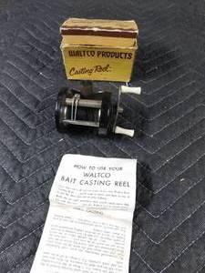 lot 438 image: Vintage casting reel