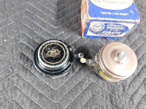 lot 443 image: 2 Vintage Fly reels