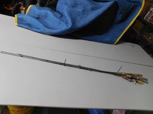 lot 446 image: 4 Vintage Steel fishing rods