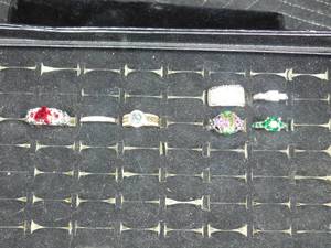 lot 471 image: 3 sterling silver and 4 costume rings