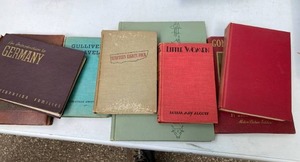 lot 47 image: Vintage Books