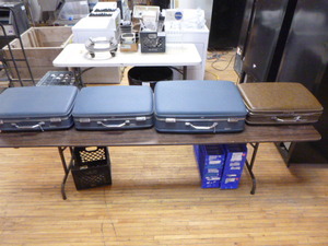lot 53 image: 4 American Tourister Suitcases