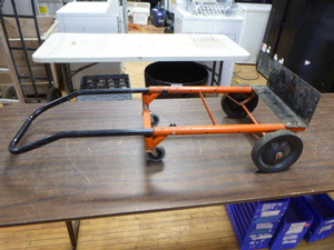 lot 92 image: 2 Wheel Dolly Cart
