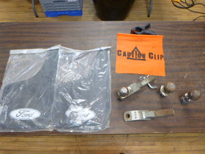 lot 105 image: 2 Sets of Ford Mud Flaps