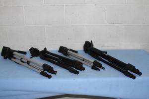 lot 43 image: Lot of Four (4) Miscellaneous Portable Lightweight Video  Camera  Photography Tripods
