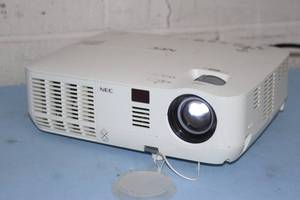 lot 47 image: NEC V260X XGA Conference Room  Home Theater DLP Projector  Projection System with HDMI Input Remote Control &