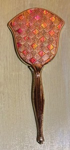 lot 40 image: Vintage Three Piece Vanity Set