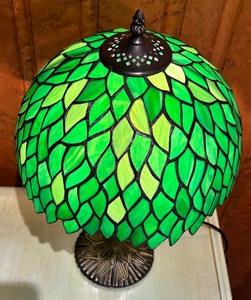 lot 33 image: Gorgeous Green Stained Glass Lamp