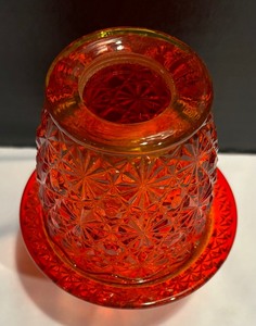 lot 123 image: Vintage L.E. Smith Amberina Fairy Light