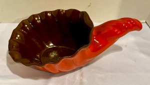lot 146 image: Vintage Frankoma Pottery Cornucopia Figurine
