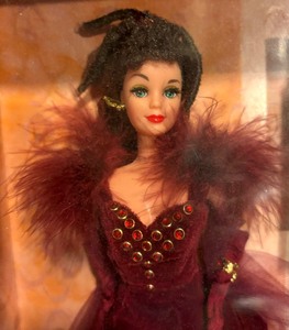 lot 196 image: Hollywood Legends Collection Scarlett OHara, New in Box
