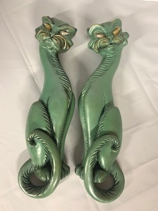 lot 52 image: Vintage MCM Pair Green Cat Gold Eyes Wall Decor  Vintage Siamese Cat Wall Decor Chalkware