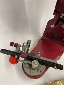 lot 322 image: Northern Tool Equipment Chain Sharpener Model 493020