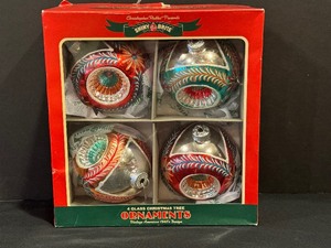 lot 16 image: Set of Four Shiny Bright Christopher Radko Vintage Inspired Ornaments