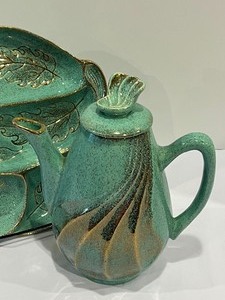 lot 124 image: Mid Century California Glazed Ceramic Divided Serving Tray and Coordinating Coffee Pot