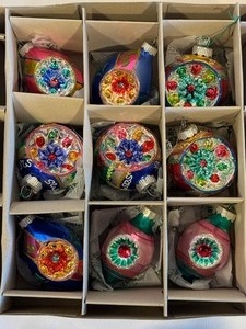 lot 413 image: Set of Nine Shiny Brite Glass Christopher Radko Vintage Inspired Glass Ornaments