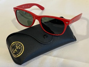 lot 388 image: Pair of Red Frame Ray Ban Sunglasses with Case