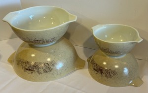 lot 378 image: Vintage Pyrex Forest Fancies Mushroom Cinderella Nesting Bowls