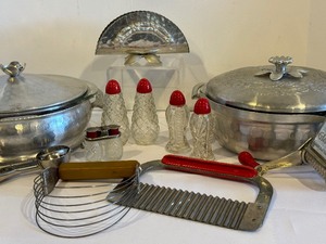 lot 223 image: Fun and Functional Lot of Mid Century Kitchen Wares