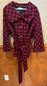 lot 51 image: Ladies Pendleton Black and Red Checked Jacket