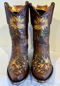lot 227 image: Pair of Ladies Old Gringo Ellie 10 Western Boots - New