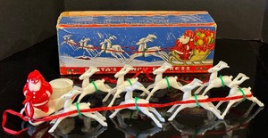 lot 86 image: 1950s Sears and Roebuck Vintage Santas Candy Express