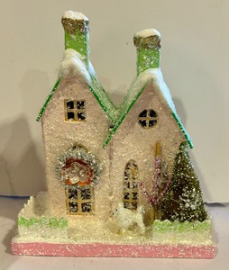 lot 495 image: Festive Glitter Paper Village Houses