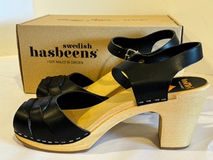 lot 482 image: Pair of Hasbleens Peep Toe Black Clog Heeled Sandals - NEW