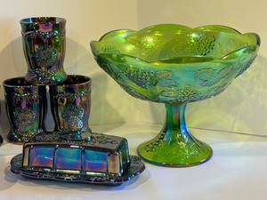 lot 539 image: Vintage Carnival Glass including Indiana Glass Covered Butter Dish