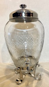 lot 548 image: Shannon Crystal Beverage Dispenser