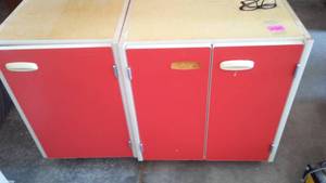 lot 608 image: Base Cabinets (2).