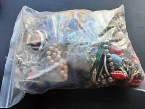 lot 6 image: Bulk Lot Of Costume Jewelry In 2 Gallon Storage Bag Approx. 10 Lbs.