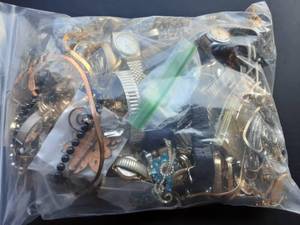 lot 10 image: Bulk Lot Of Costume Jewelry In 2 Gallon Storage Bag Approx. 10 Lbs.