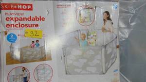 Skip Hop Expandable Baby Gate, Playview Enclosure, Silver Lining Cloud 879674016187
