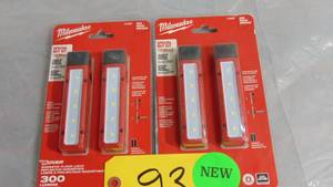 2 Packs of 2 Milwaukee 300 Lumens LED Magnetic Flood Light 2 Pack - 2108P 045242751518