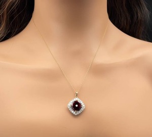 14 Carat Diamond & Red Garnet Carved Cabochon Square Medallion Drop Pendant Necklace Chain in 14k Yellow Gold $1,950 Retail VIDEO