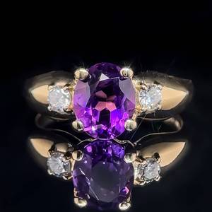 Oval Amethyst & Round Brilliant Cut Diamond Pinched Band Three-Stone Ring in 14k Yellow Gold $1,825 Retail VIDEO