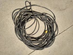 lot 3 image: Heavy Duty Extension Cord