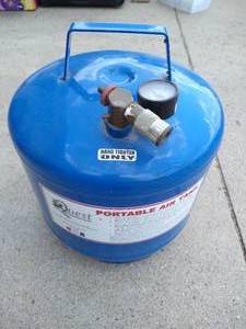 lot 17 image: Portable Air Tank